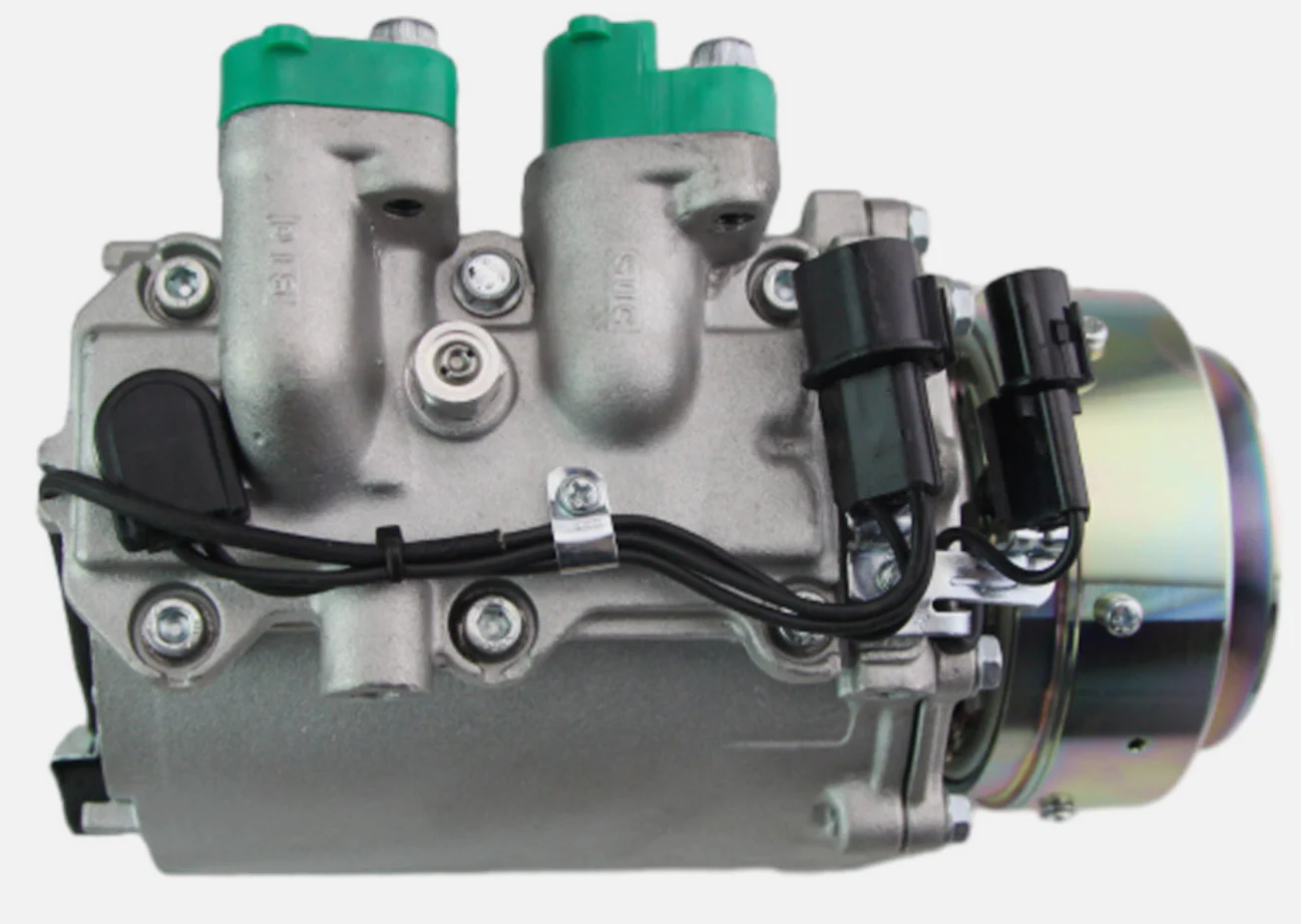 AC Compressor Delica L400 4M40 - OEM Rebuild - Image 2