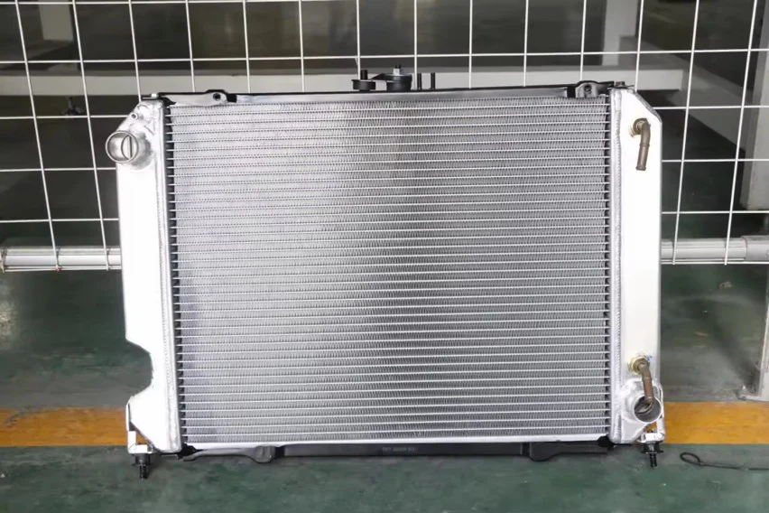 Radiator Hiace Diesel 1KZ models -1993-2004 - Image 2